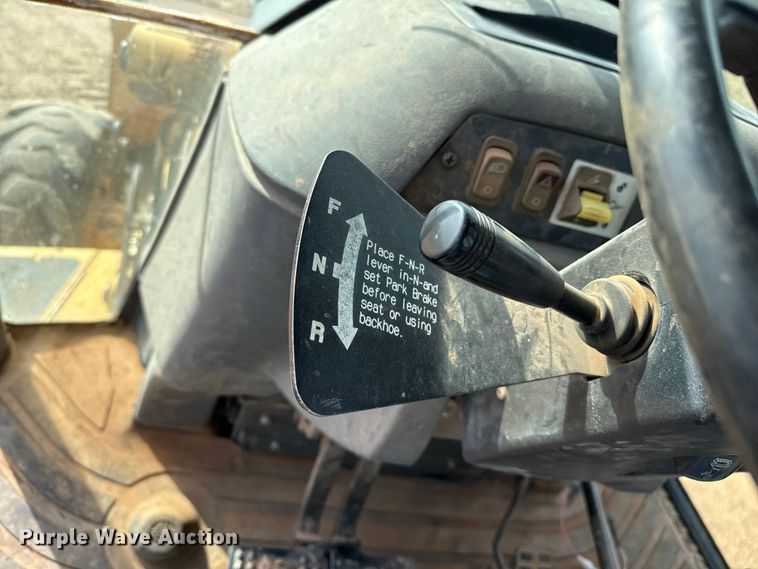 image for item EP0790 2006 John Deere 310SG backhoe