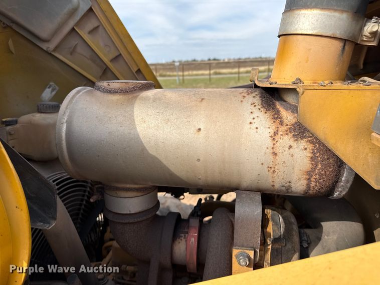 image for item EP0790 2006 John Deere 310SG backhoe