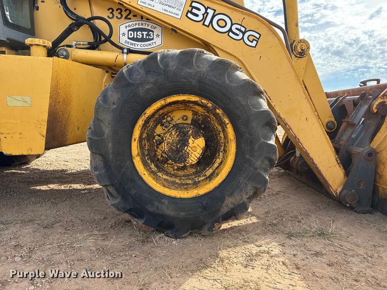 image for item EP0790 2006 John Deere 310SG backhoe