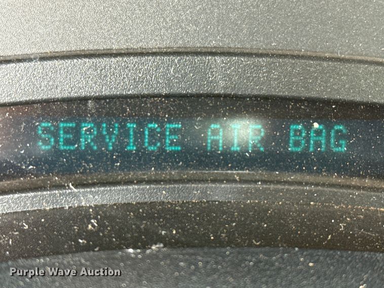 image for item EP0791 2005 GMC Sierra 2500HD pickup truck