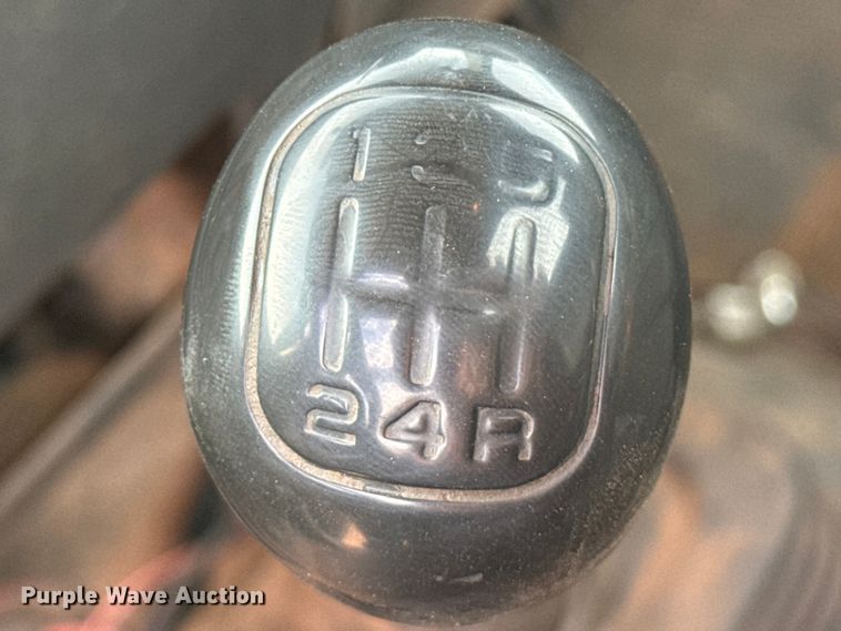 image for item EP0791 2005 GMC Sierra 2500HD pickup truck