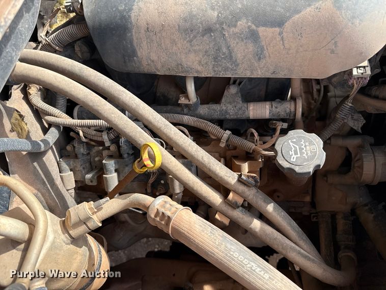 image for item EP0791 2005 GMC Sierra 2500HD pickup truck