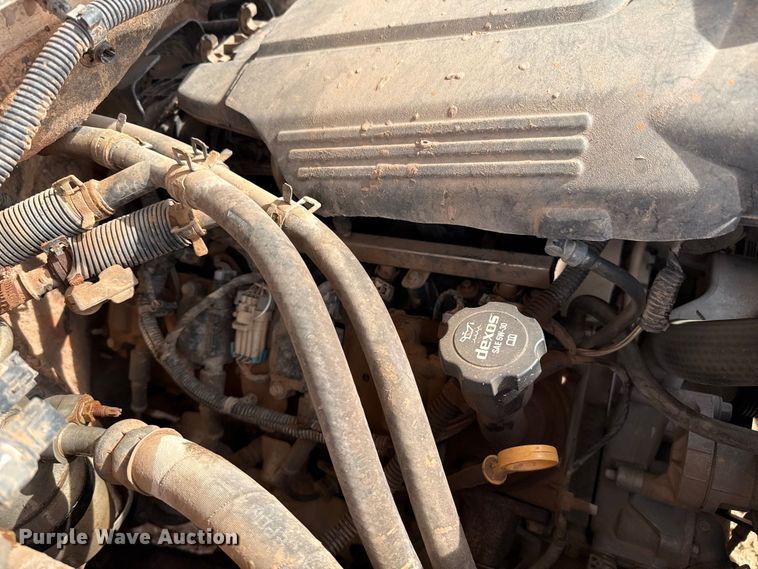 image for item EP0792 2011 Chevrolet Silverado 2500HD Ext. Cab pickup truck