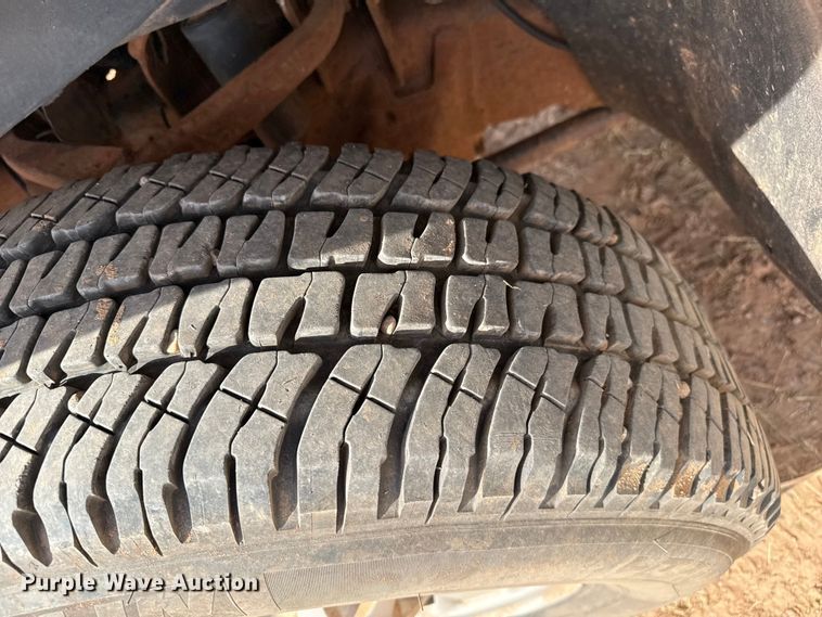 image for item EP0792 2011 Chevrolet Silverado 2500HD Ext. Cab pickup truck