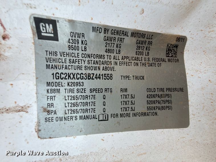 image for item EP0792 2011 Chevrolet Silverado 2500HD Ext. Cab pickup truck