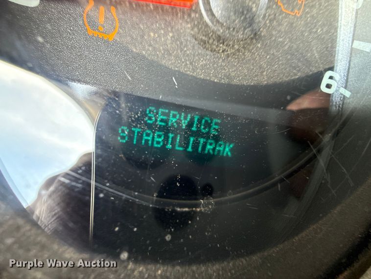 image for item EP0793 2012 Chevrolet Silverado 2500HD Ext. Cab flatbed pickup truck