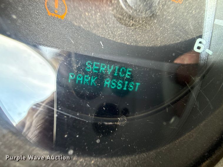 image for item EP0793 2012 Chevrolet Silverado 2500HD Ext. Cab flatbed pickup truck