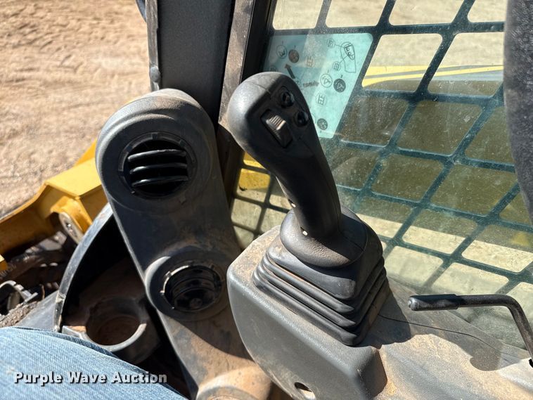 image for item EP0794 2024 Caterpillar 299D3 tracked skid steer loader