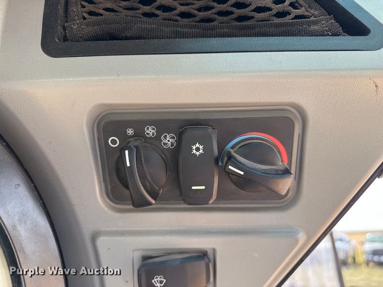 image for item EP0794 2024 Caterpillar 299D3 tracked skid steer loader