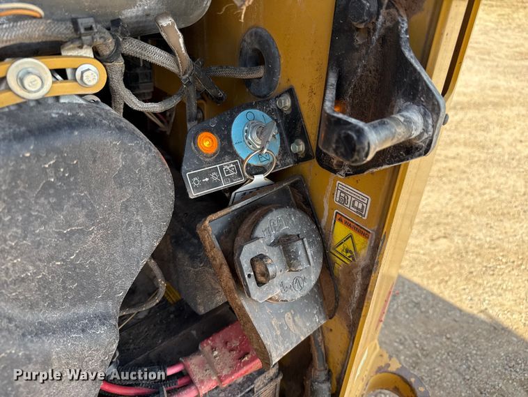 image for item EP0794 2024 Caterpillar 299D3 tracked skid steer loader