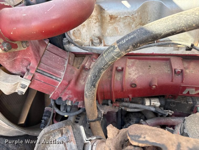 image for item EP0795 2012 Mack CHU613 semi truck