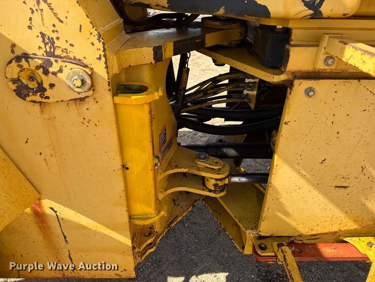 image for item EP0797 1994 John Deere 624G wheel loader