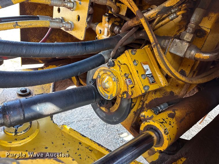 image for item EP0797 1994 John Deere 624G wheel loader