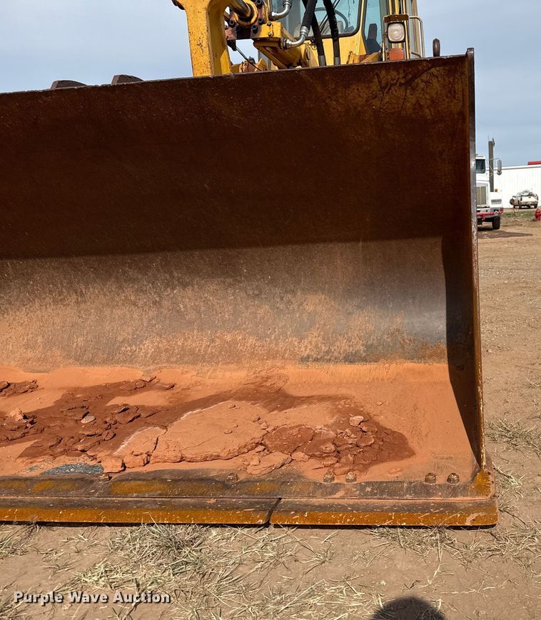 image for item EP0797 1994 John Deere 624G wheel loader