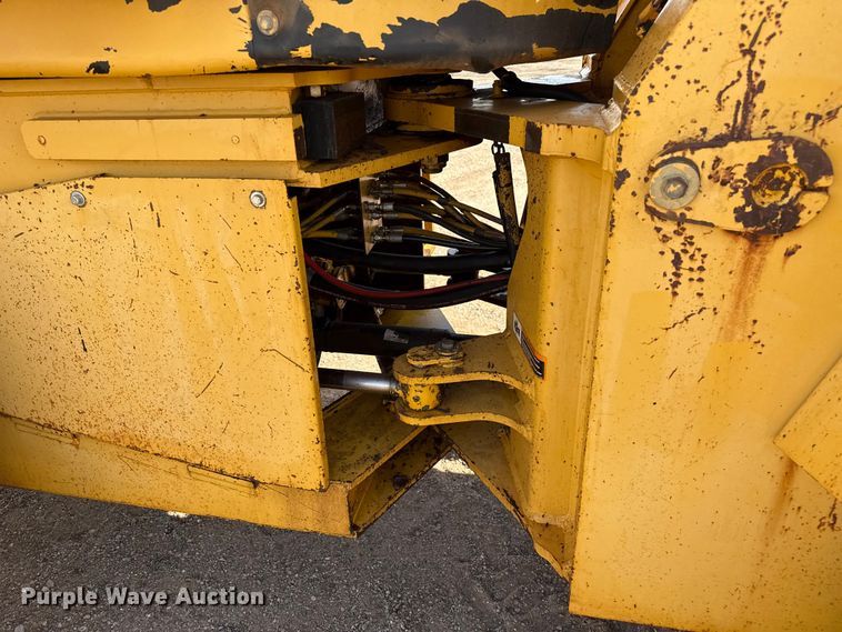 image for item EP0797 1994 John Deere 624G wheel loader