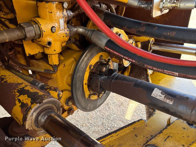 image for item EP0797 1994 John Deere 624G wheel loader