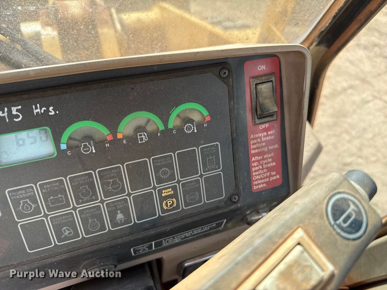 image for item EP0797 1994 John Deere 624G wheel loader