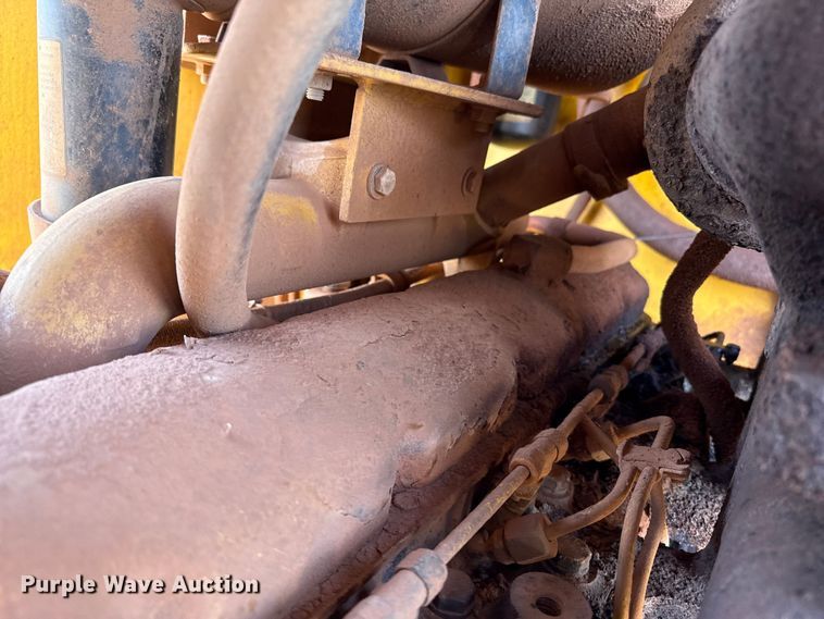 image for item EP0797 1994 John Deere 624G wheel loader