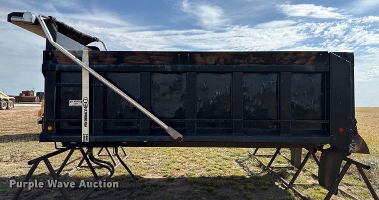 image for item EP0798 2014 Ox Bodies dump bed