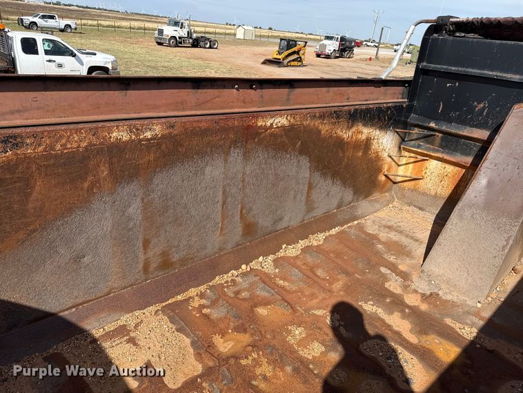 image for item EP0798 2014 Ox Bodies dump bed