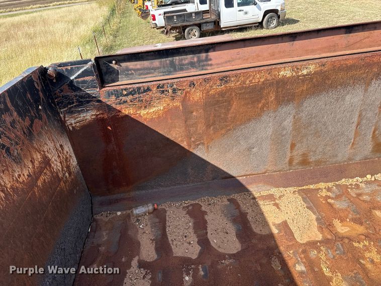 image for item EP0798 2014 Ox Bodies dump bed