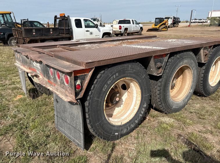 image for item EP0799 1996 Witzco Challenger RG-50 lowboy equipment trailer
