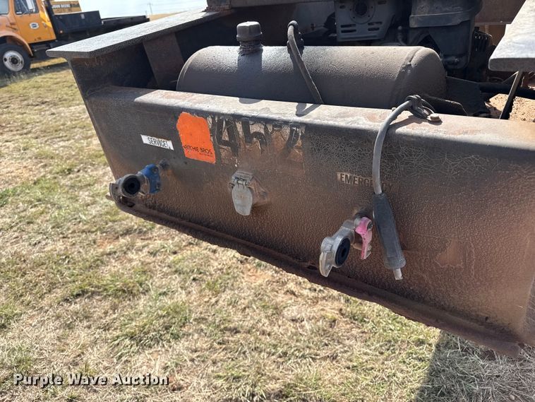 image for item EP0799 1996 Witzco Challenger RG-50 lowboy equipment trailer