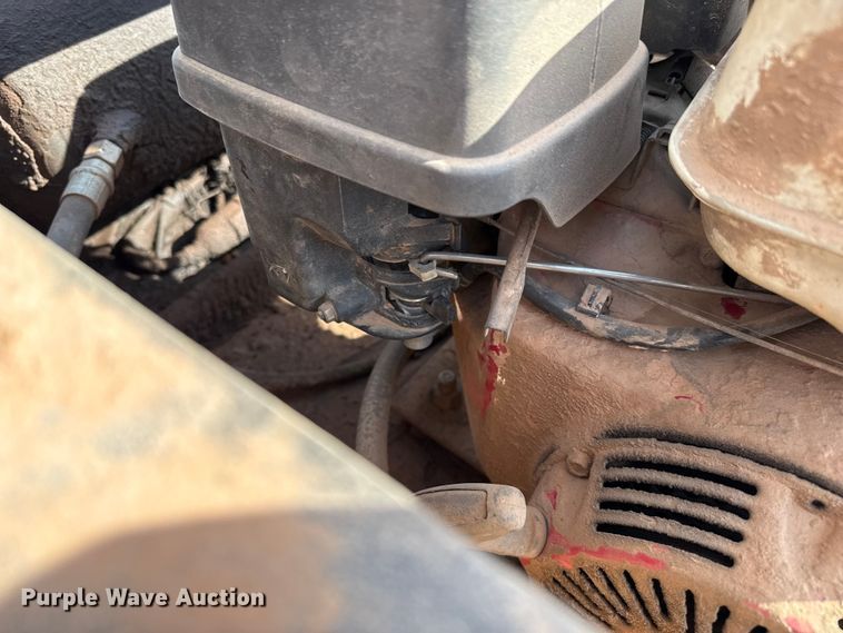 image for item EP0799 1996 Witzco Challenger RG-50 lowboy equipment trailer