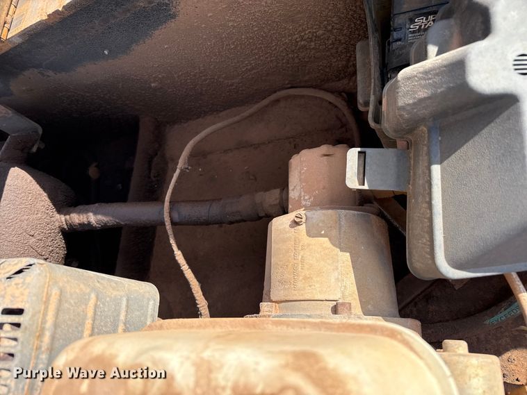 image for item EP0799 1996 Witzco Challenger RG-50 lowboy equipment trailer