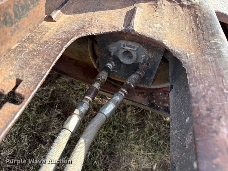 image for item EP0799 1996 Witzco Challenger RG-50 lowboy equipment trailer