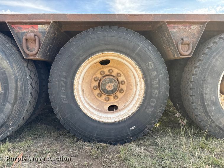 image for item EP0799 1996 Witzco Challenger RG-50 lowboy equipment trailer