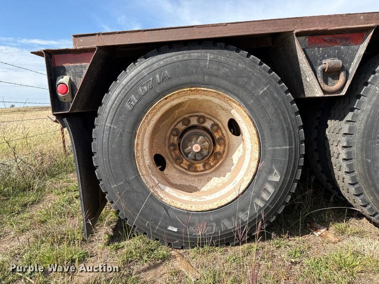 image for item EP0799 1996 Witzco Challenger RG-50 lowboy equipment trailer