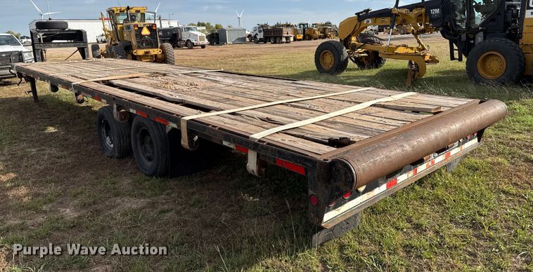 image for item EP0800 2000 Haul-A-Round flatbed trailer
