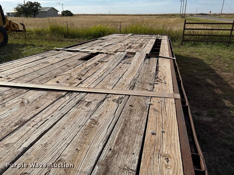 image for item EP0800 2000 Haul-A-Round flatbed trailer