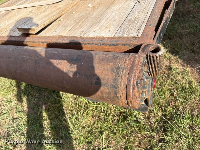 image for item EP0800 2000 Haul-A-Round flatbed trailer