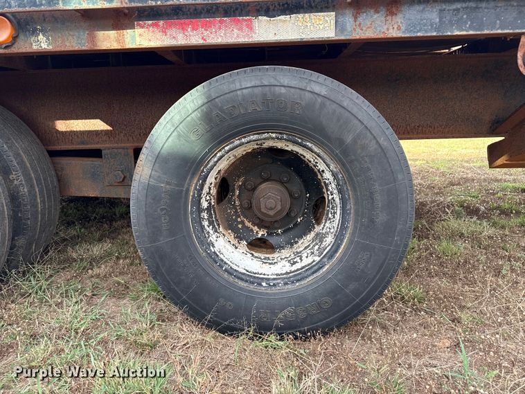 image for item EP0800 2000 Haul-A-Round flatbed trailer