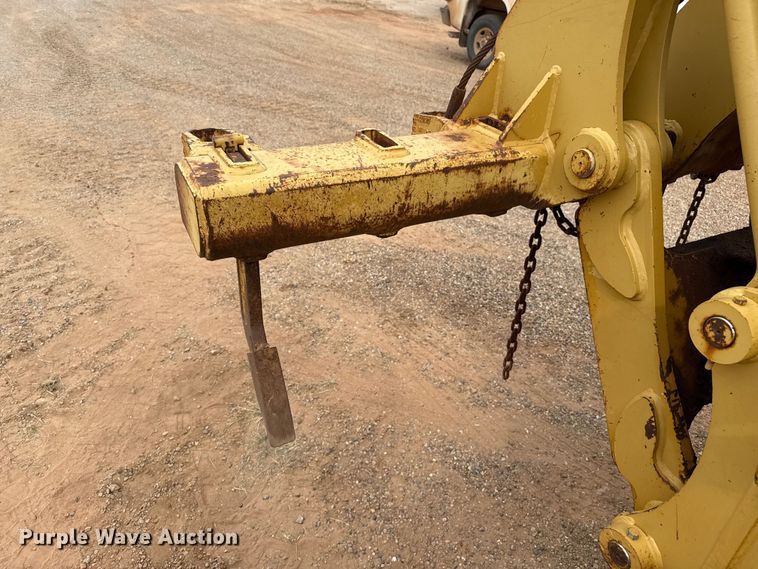 image for item EP0805 2004 Caterpillar 140H motor grader