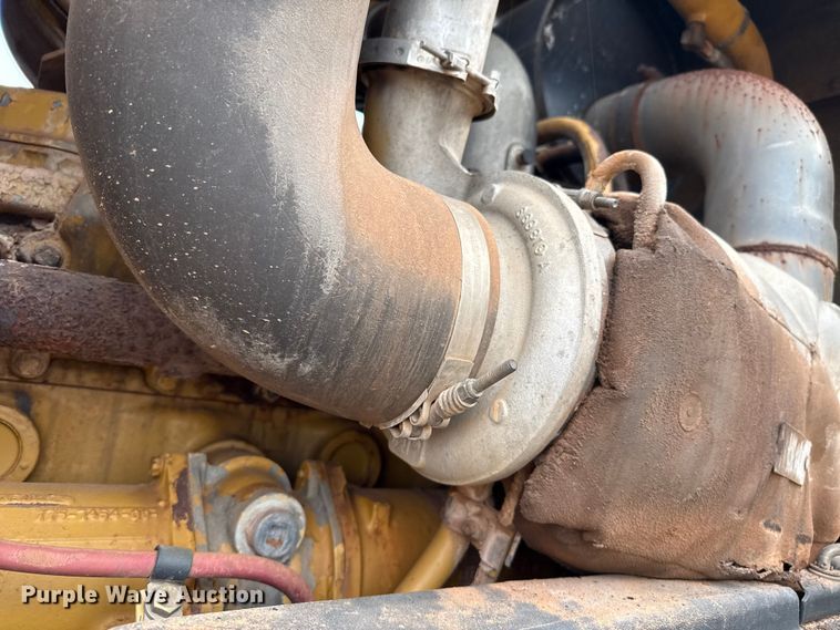 image for item EP0805 2004 Caterpillar 140H motor grader