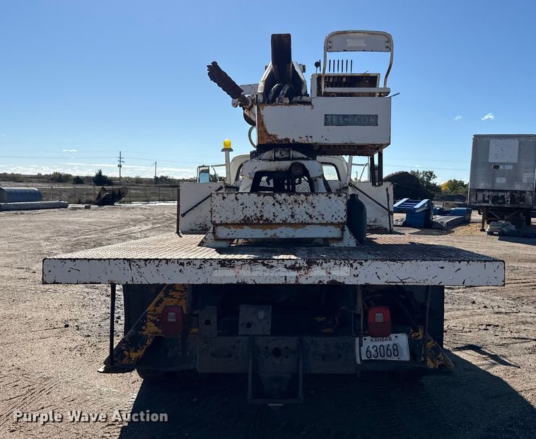 image for item EP0811 1971 Ford F600 digger derrick truck