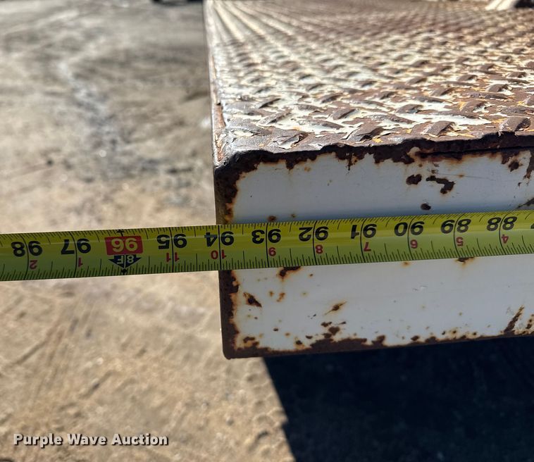 image for item EP0811 1971 Ford F600 digger derrick truck