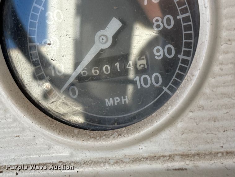 image for item EP0811 1971 Ford F600 digger derrick truck