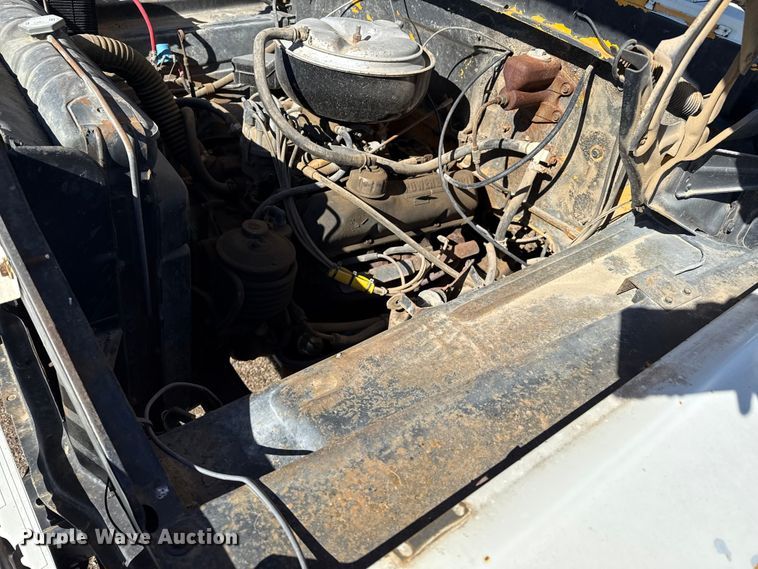 image for item EP0811 1971 Ford F600 digger derrick truck