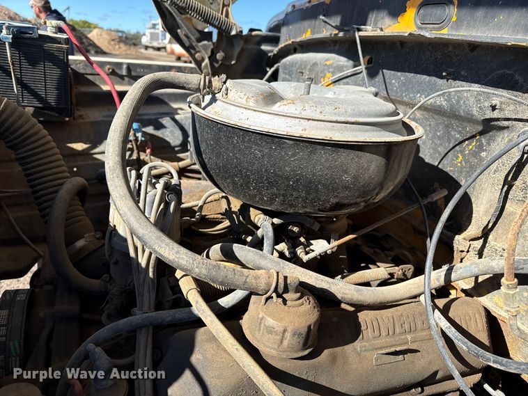 image for item EP0811 1971 Ford F600 digger derrick truck