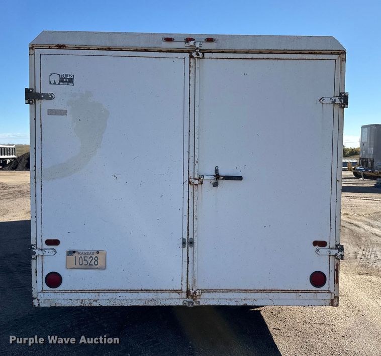image for item EP0813 1988 W-W enclosed cargo trailer