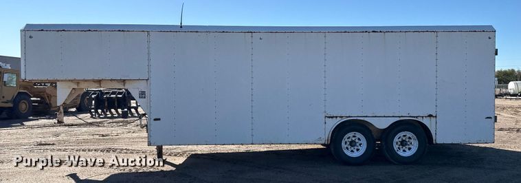 image for item EP0813 1988 W-W enclosed cargo trailer