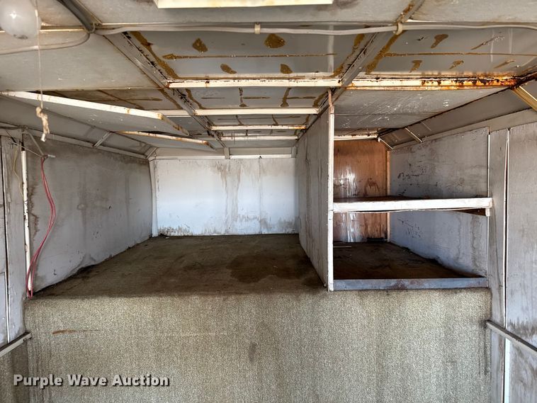 image for item EP0813 1988 W-W enclosed cargo trailer