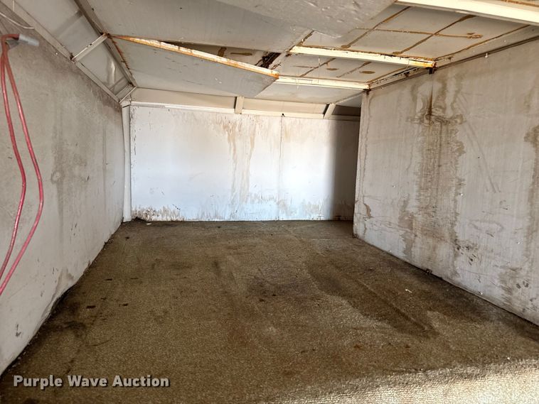 image for item EP0813 1988 W-W enclosed cargo trailer