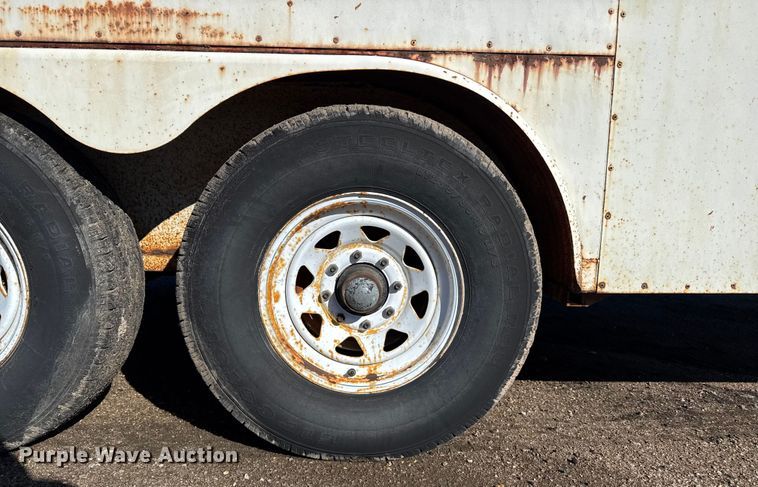 image for item EP0813 1988 W-W enclosed cargo trailer