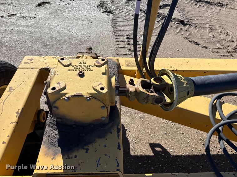 image for item EP0815 Handy Hitch OH61 off-set mower caddy