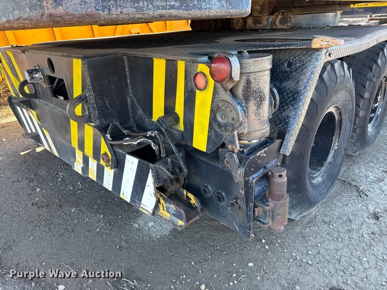 image for item EP0816 1967 P&H 650A-TC crane